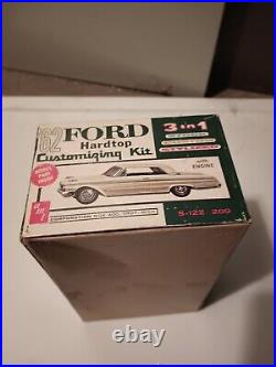 AMT 1962 Ford Galaxy HT Kit # S-122 200 3-in-1 Annual Unbuilt