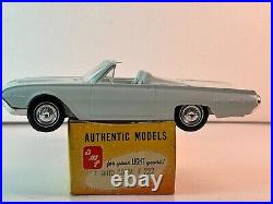 AMT 1962 Ford Thunderbird Sports Roadster Promo Car with Original Box