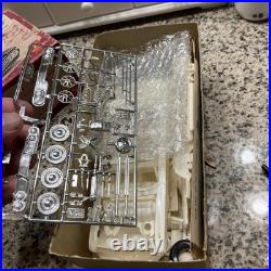 AMT 1962 Pontiac Tempest Lemans Convertible Kit # K6012 Customizing Unbuilt 62