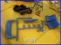 AMT 1963 CORVAIR CONVERTIBLE 1/25 model car kit 4710-100 SUPER RARE NEW (BLUE)