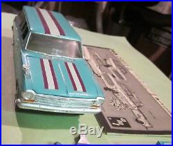 AMT 1963 Chevy II Nova Wagon 3-in-1 Annual Kit Period Built with Trailer 63