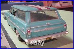 AMT 1963 Chevy II Nova Wagon 3-in-1 Annual Kit Period Built with Trailer 63