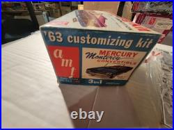 AMT- 1963 Mercury Monterey Open Box Customizing Kit