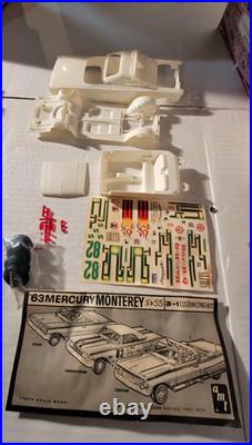 AMT- 1963 Mercury Monterey Open Box Customizing Kit