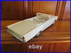 AMT 1963 Pontiac Bonneville Convertible Built Model Car Kit Clean Unpainted