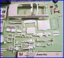 AMT 1964 Buick Wildcat Convertible 3-in-1 Annual Kit #6514 Unbuilt in Box 64