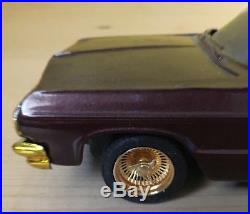 AMT 1964 Chevrolet Impala SS Model Car Kit Lowrider Hydraulics Hydros 1/25 Scale