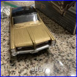 AMT 1964 Grand Prix 3 in 1 Advanced Customizing Kit 6654-200'64 As seen