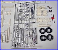 AMT 1964 Oldsmobile F-85 Cutlass 3 in 1 Hardtop Customizing Model Kit 5024-150 AMT 1964 Oldsmobile F-85 Cutlass 3 in 1 Hardtop Customizing Model Kit 5024-150