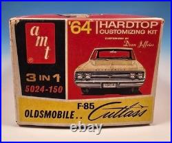 AMT 1964 Oldsmobile F-85 Cutlass 3 in 1 Hardtop Customizing Model Kit 5024-150