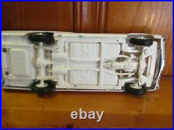 AMT 1964 Pontiac Bonneville HT Built Model Car Kit Clean Builder