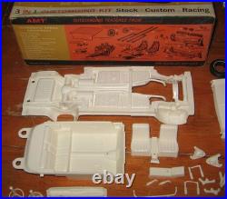 AMT 1964 Pontiac Bonneville HT Hardtop 3-in-1 Annual Kit #6624 Unbuilt in Box 64