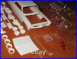 AMT 1964 Pontiac Bonneville HT Hardtop 3-in-1 Annual Kit #6624 Unbuilt in Box 64