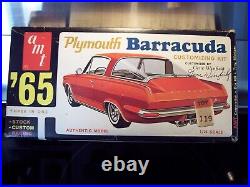 AMT 1965 Barracuda 1/25 scale complete 6855-150 Gene Winfield Autograph times 2x