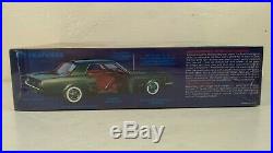 AMT 1965 Ford Mustang 50 Year Anniversary 116 Scale Model Kit # 872/06