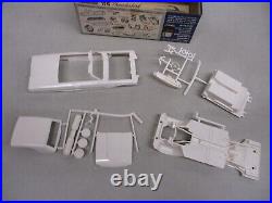 AMT 1965 Ford Thunderbird 1/25