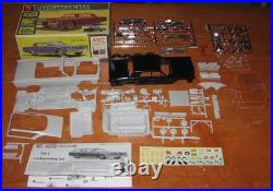 AMT 1965 Lincoln Continental HT Hardtop Kit 6425 Box Body & New Cvt Parts 65