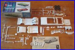AMT 1965 Thunderbird Convertible Kit 6215 Annual Customizing Built in Box 65