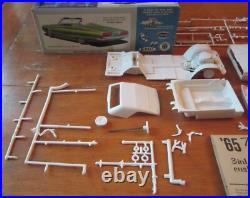 AMT 1965 Thunderbird Convertible Kit 6215 Annual Customizing Built in Box 65