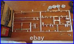 AMT 1965 Thunderbird Convertible Kit 6215 Annual Customizing Built in Box 65