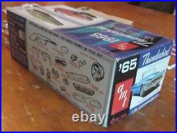 AMT 1965 Thunderbird Convertible Kit 6215 Annual Customizing Built in Box 65