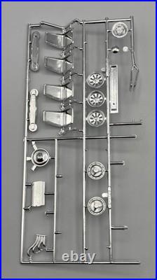 AMT, 1966 Chevrolet Impala, Convertible SS, 1/25 Scale, Model Kit, 6716-200 Rare