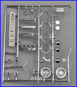 AMT, 1966 Chevrolet Impala, Convertible SS, 1/25 Scale, Model Kit, 6716-200 Rare