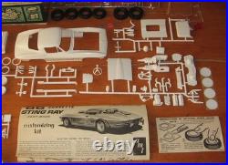 AMT 1966 Corvette Stingray Coupe 3-in-1 Annual Stock Drag Kit # 6926 Unbuilt 66