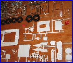 AMT 1966 Corvette Stingray Coupe 3-in-1 Annual Stock Drag Kit # 6926 Unbuilt 66