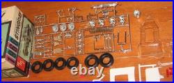 AMT 1966 Corvette Stingray Coupe 3-in-1 Annual Stock Drag Kit # 6926 Unbuilt 66