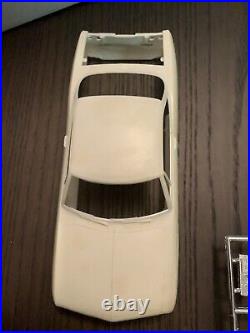 AMT 1967 Corvair Monza Hardtop Model Kit #5727-170 Yenko Stinger