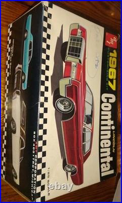 AMT 1967 Lincoln Continental model kitAMT S427-200 Lincoln ContinentalAMT 1967