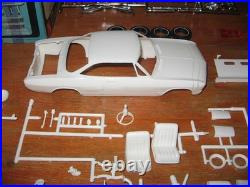 AMT 1968 Chevy Corvair Yenko Stinger 3-in-1 Annual Kit 5728 Unbuilt in Box 68