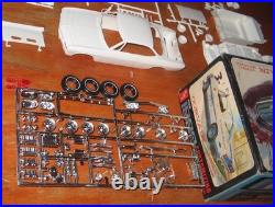 AMT 1968 Chevy Corvair Yenko Stinger 3-in-1 Annual Kit 5728 Unbuilt in Box 68