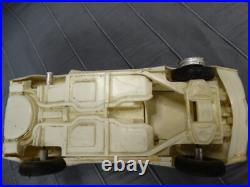 AMT 1968 Corvette Annual Built Model Car Vintage 1/25
