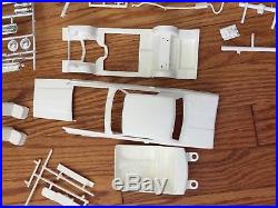 AMT 1968 Ford Thunderbird H. T. Factory Original Issue Model Kit