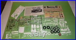 Amt 1968 Mustang 2+2 Gt Annual 1/25 Model Car Mountain Kit Vintage #6168