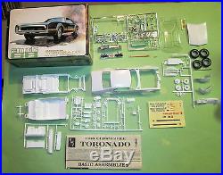 AMT 1968 Oldsmobile Toronado Olds Annual Kit #6938 Unbuilt in Box 68