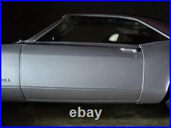 AMT 1969 Buick Riviera Vintage Promo Model 1/25