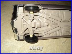 AMT 1969 Buick Riviera Vintage Promo Model 1/25