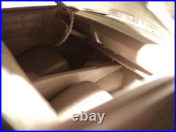 AMT 1969 Buick Riviera Vintage Promo Model 1/25