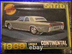 AMT 1969 Lincoln Continental 1/25 Scale Authentic Model Kit FREE SHIP CANADA