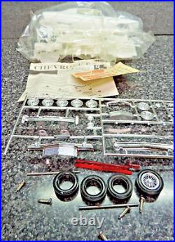 AMT 1970 Chevrolet Monte Carlo 1/25th Model Kit #T326 Customizing Kit