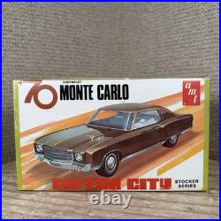 AMT 1970 Chevrolet Monte Carlo Model Kit #X856 Scale 1/25