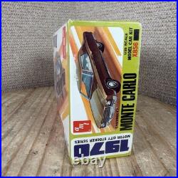 AMT 1970 Chevrolet Monte Carlo Model Kit #X856 Scale 1/25