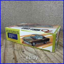 AMT 1970 Chevrolet Monte Carlo Model Kit #X856 Scale 1/25