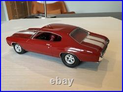 AMT 1970 Chevy Chevelle SS 454 Professional Built Model Kit Curbside Slot Car
