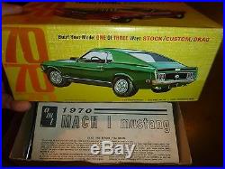 AMT 1970 FORD MUSTANG BLUE CRESCENT Model Car Mountain 1/25Y729-200