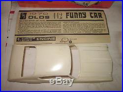 AMT 1970 Oldsmobile Cutlass 442 Funny Car Model Kit