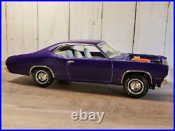 AMT 1971 Plymouth Duster 340 125 Scale Plastic Resin Built Model Car Modelhaus